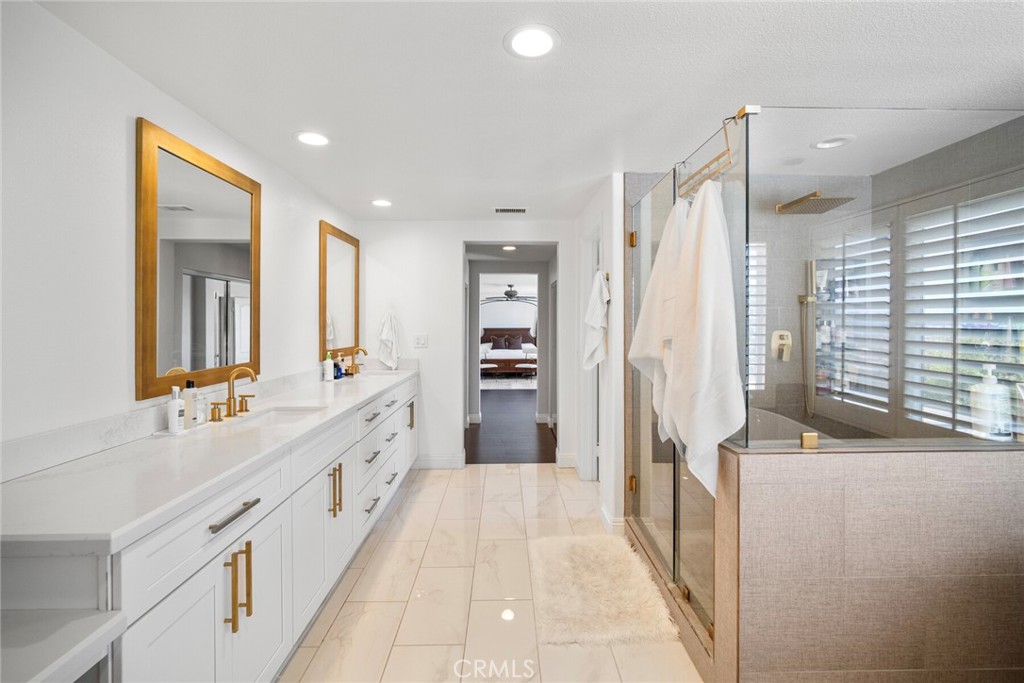 Cliff Wood (CLIF) - Residential