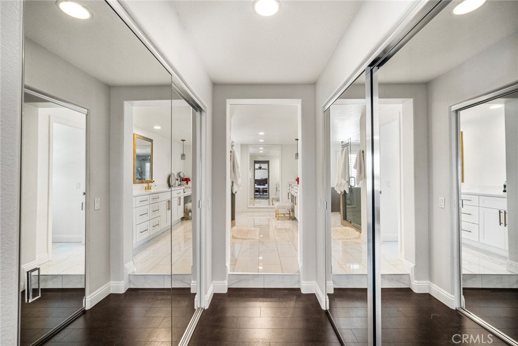 Cliff Wood (CLIF) - Residential