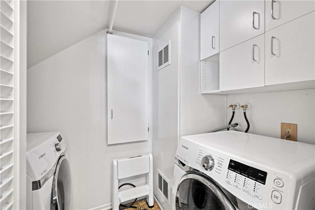 Laurels (LR) - Residential