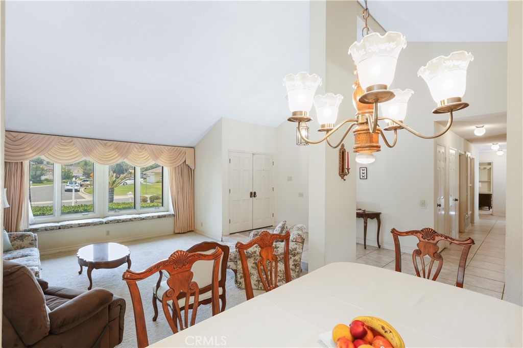 20642 Paseo De La Cumbre