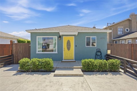Photo of 4874 W 135th Street, Hawthorne, CA 90250 (MLS # SB26177288)