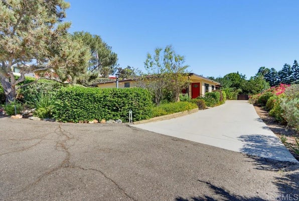 8349 MERRILL DR, LAKESIDE, CA 92040 - Image 5fbf49a86d9a5e1cc3c7a94401a58e4e/3587705094