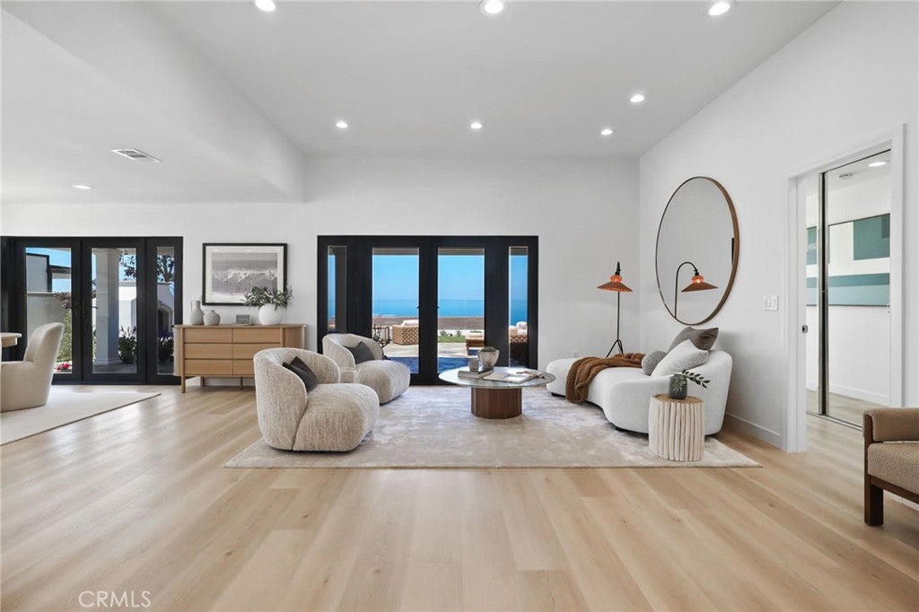 770 Barracuda, Laguna Beach CA 92651 - Photo 12