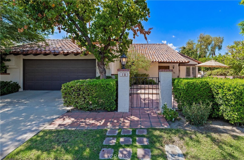 Discover the perfect blend of luxury and comfort in this stunning 3-bedroom, 3-bathroom residence nestled within the exclusive gated community of Casas de Seville in Rancho Mirage. This beautifully appointed home showcases classic Spanish Mediterranean architecture with modern desert sophistication, but the location is everything! Located just minutes from Eisenhower Medical Center, which is recognized as a Top Hospital by U.S. News, the shopping, dining, and entertainment of The River in Rancho Mirage, as well as Palm Desert's El Paseo - referred to as the "Rodeo Drive of the Desert."
The community features tennis and community pools - one of which is right outside your back patio. This home features an enclosed front courtyard with a wrap around patio reaching the back of the home and dual primary suites with private patios. Soaring ceilings give this home an incredibly spacious feeling and is perfect for entertaining. Located at the end of a cul-de-sac, you'll be just a quick drive to Acrisure Arena, home to the Coachella Valley Firebirds, and plenty of entertainment, as well as downtown Palm Springs. Nearby shopping includes a Whole Foods, Target, Trader Joes, and Gelson's. The home is located nearby the new Disney Cotino community that features the largest man-made lagoon - you'll be just minutes from a BEACH in the Desert! This prime Rancho Mirage location offers the ultimate desert lifestyle with stunning mountain views and year-round sunshine. Whether you're seeking a primary residence, vacation retreat, or investment opportunity, this Casas de Seville gem delivers exceptional value in one of the Coachella Valley's most sought-after addresses.
Experience the epitome of desert elegance – schedule your private showing today!