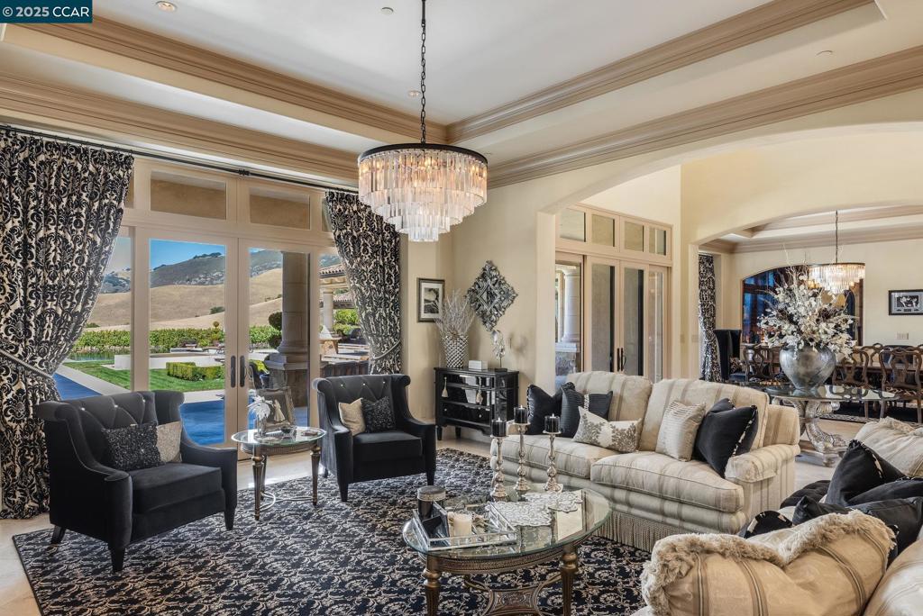 BLACKHAWK C. C. - Residential