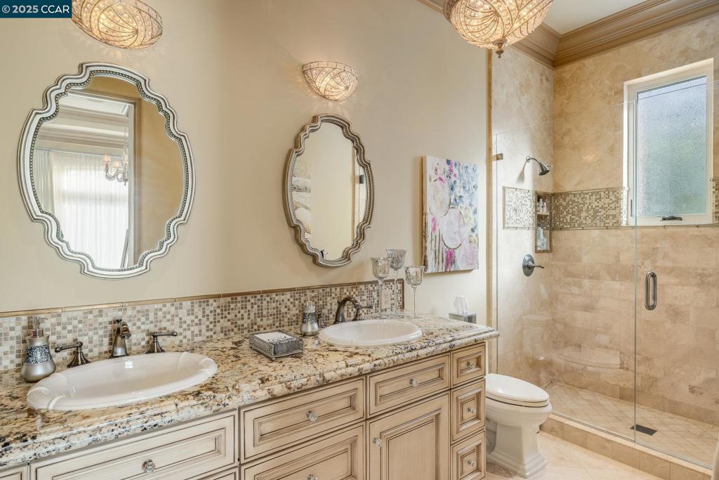 BLACKHAWK C. C. - Residential