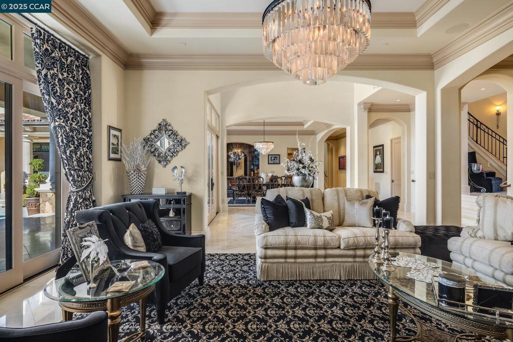 BLACKHAWK C. C. - Residential