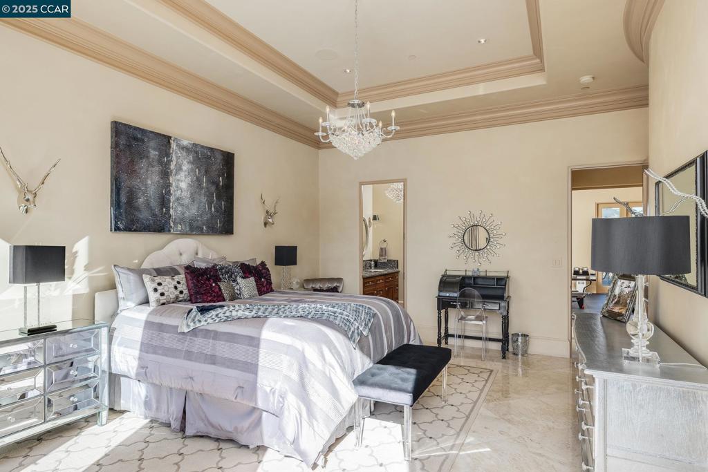 BLACKHAWK C. C. - Residential