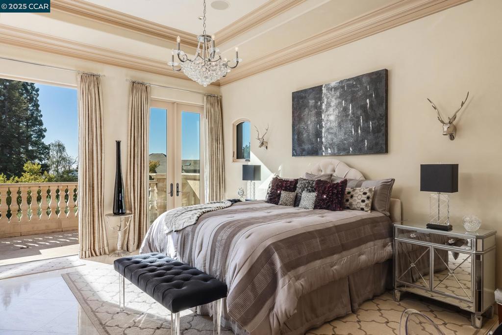 BLACKHAWK C. C. - Residential