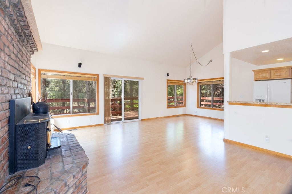 15908 Edgewood