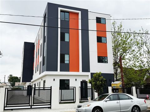 1598 W 36th Street Los Angeles CA 90018