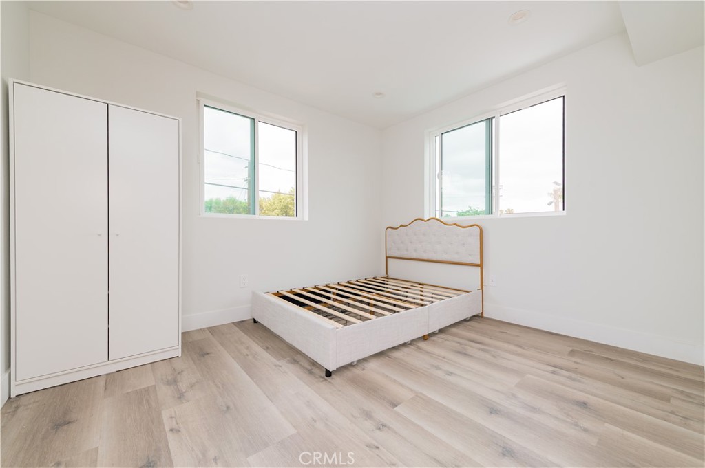 1598 W 36th Street