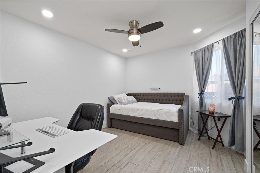 Downtown (DT) - Residential