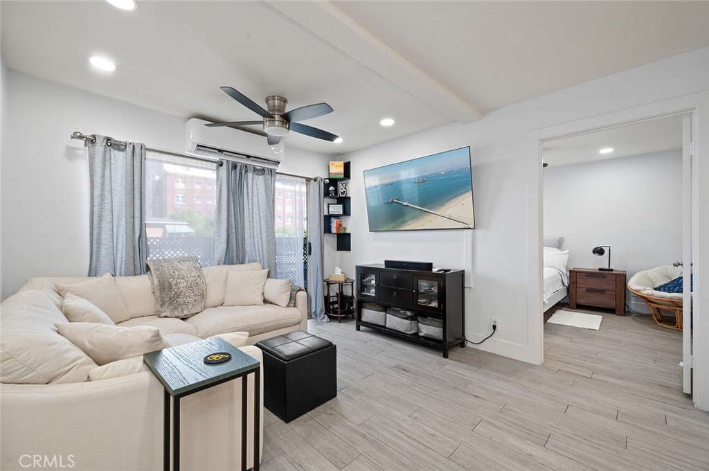327 Chestnut Avenue 102