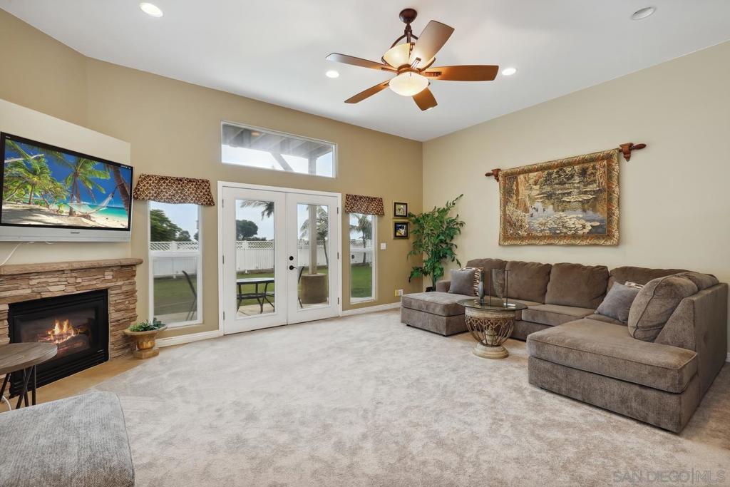 2725 Morning Glory Ln