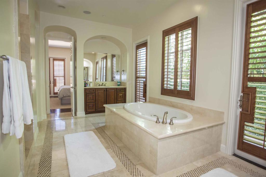 Rancho Santa Fe - Residential