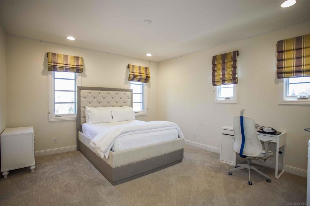 Rancho Santa Fe - Residential