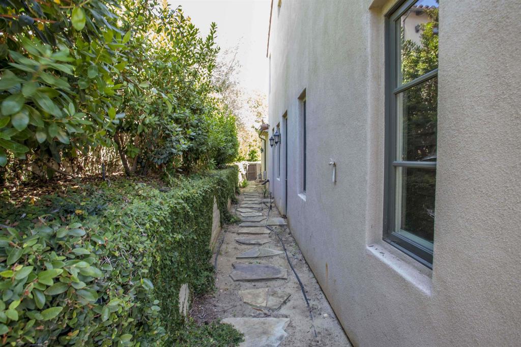 Rancho Santa Fe - Residential