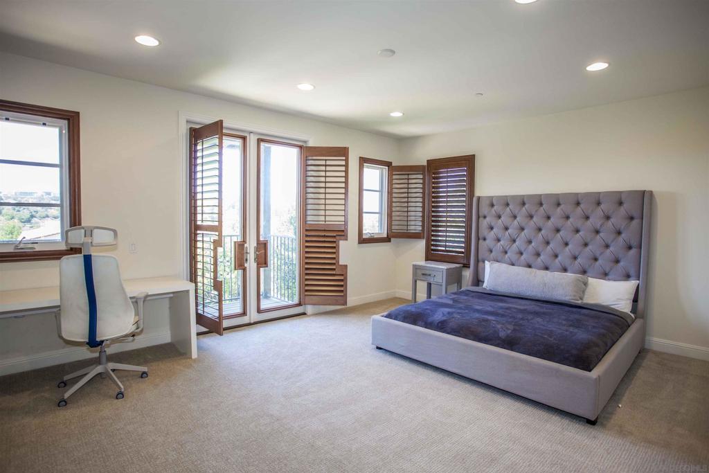 Rancho Santa Fe - Residential