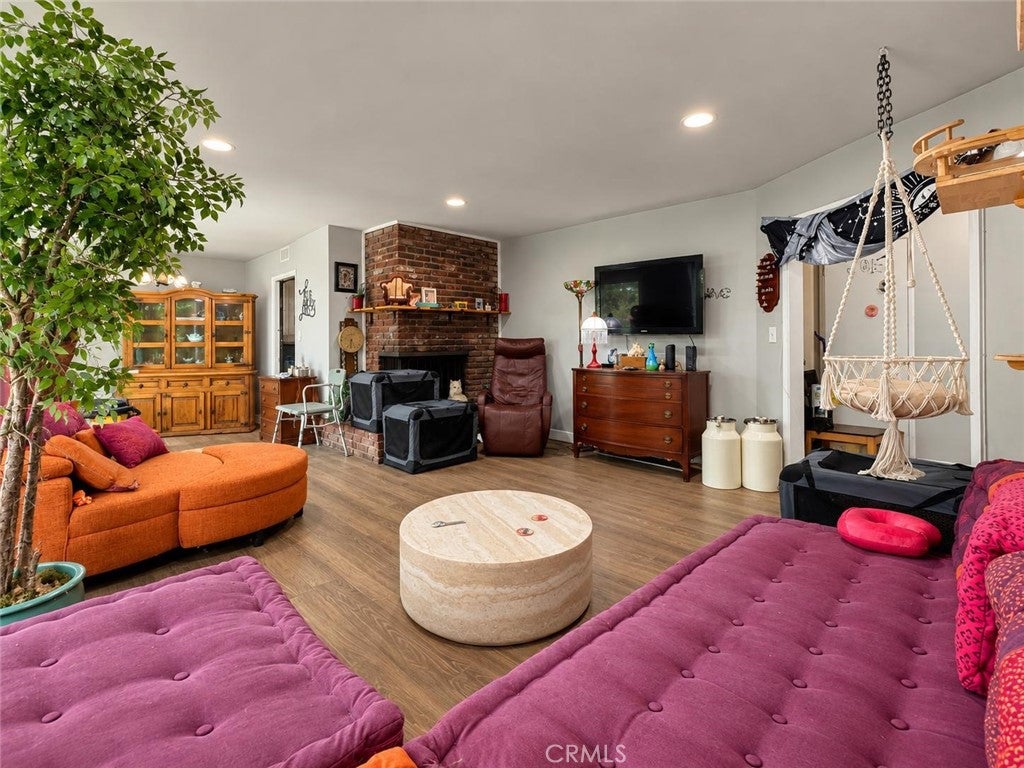 9341 Skylark Boulevard