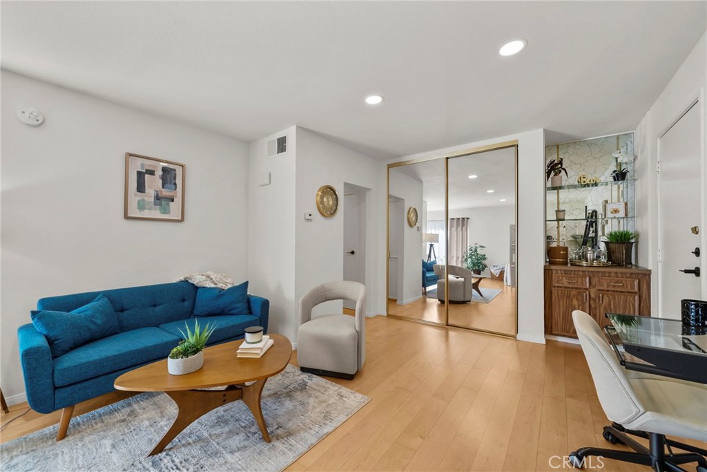 1735 Fuller 425