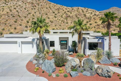 Photo of 3192 E Bogert Trail, Palm Springs, CA 92264 (MLS # 219137026PS)