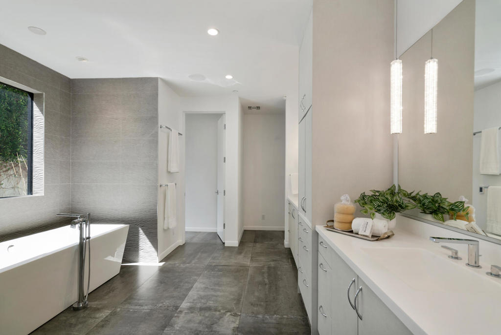 Andreas Hills - Residential
