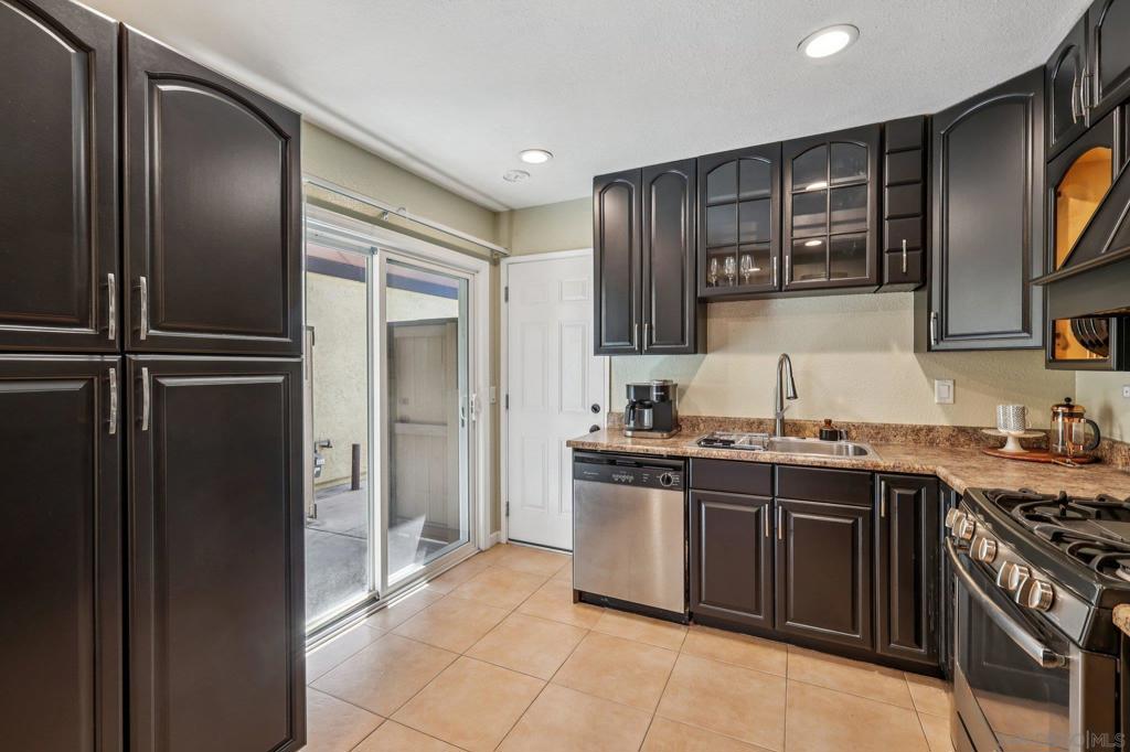 Lakeside - Residential