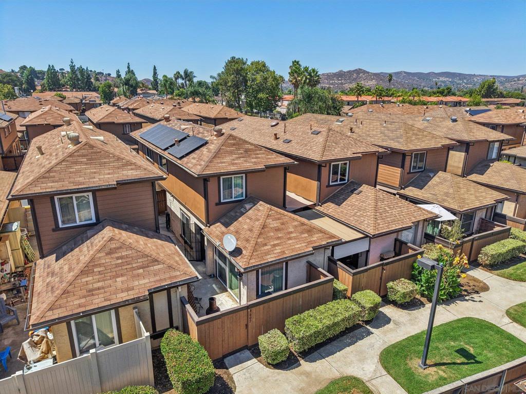 Lakeside - Residential