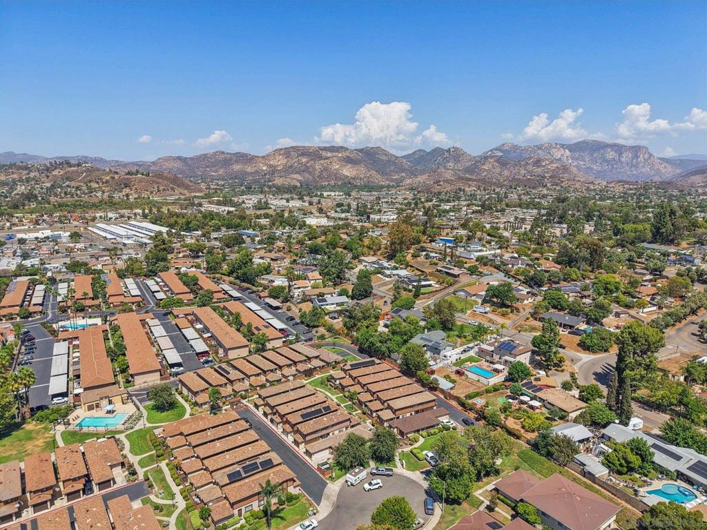 Lakeside - Residential