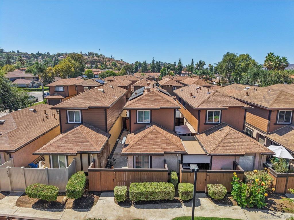 Lakeside - Residential