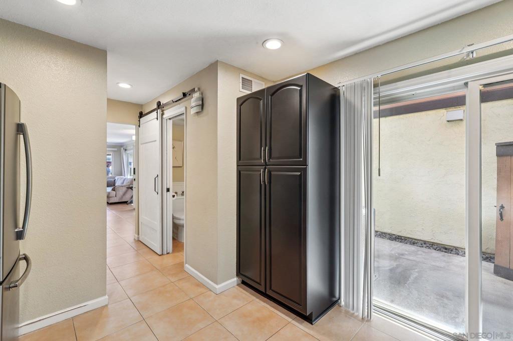 Lakeside - Residential