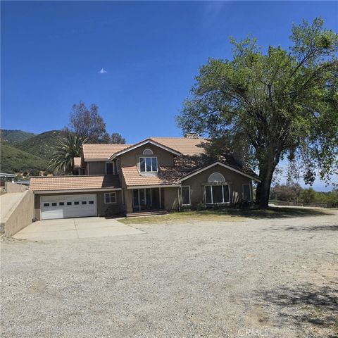 Photo of 1015 Deercrest DR, San Bernardino, CA 92407 (MLS # PW26096707)