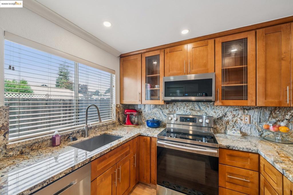 CHERRYLAND AREA - Residential