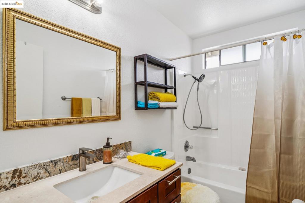 CHERRYLAND AREA - Residential
