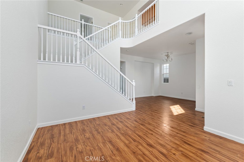 1463 Esplanade