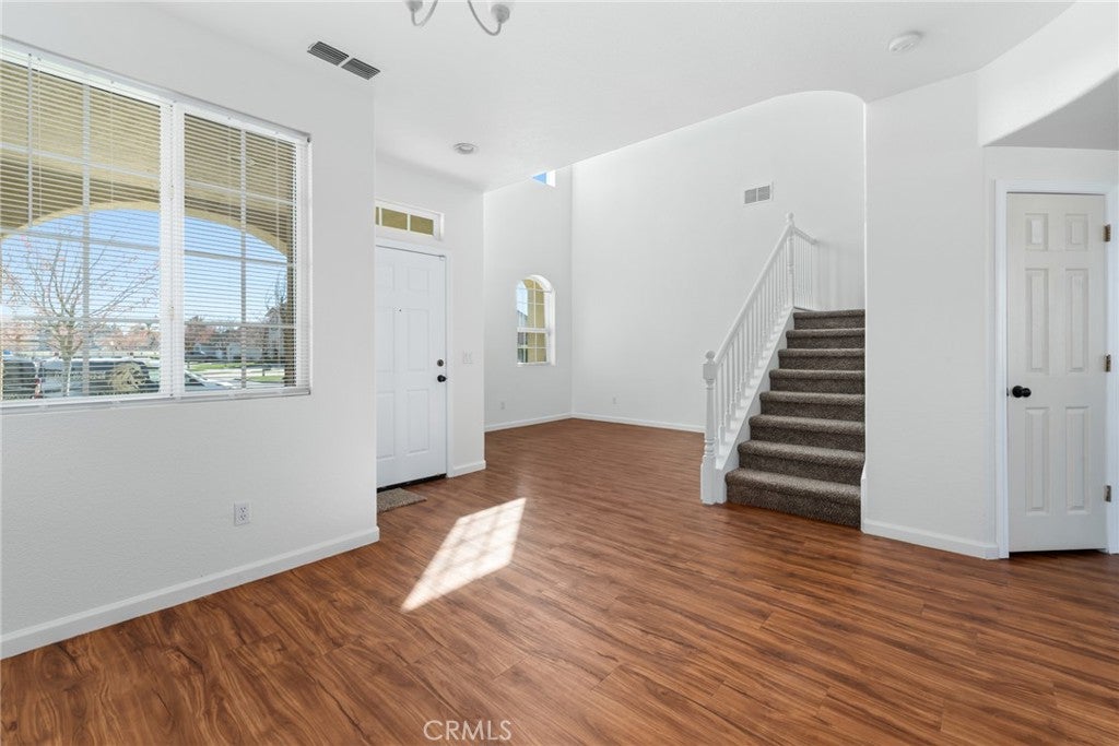 1463 Esplanade