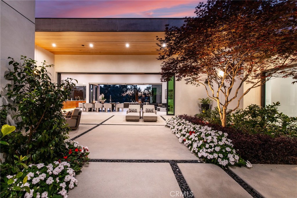 Huntington Seacliff (HSEA) - Residential