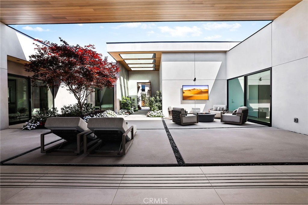 Huntington Seacliff (HSEA) - Residential