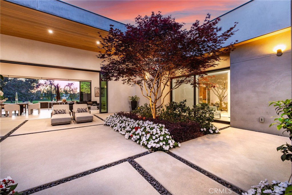 Huntington Seacliff (HSEA) - Residential