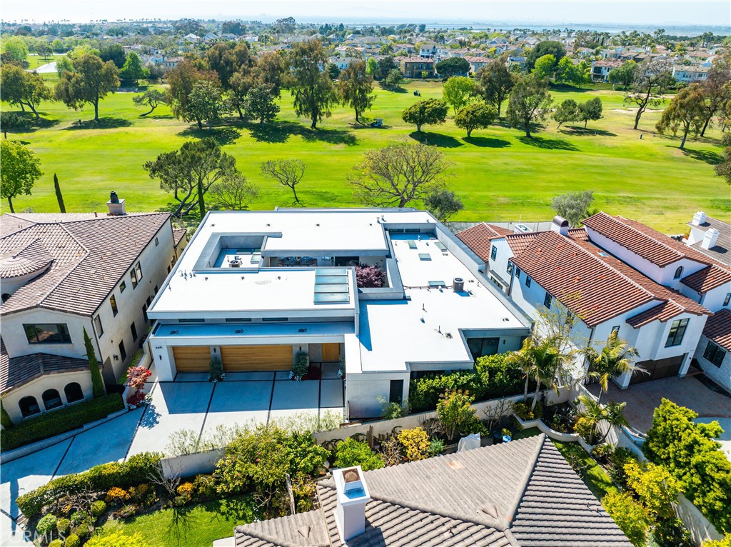 Huntington Seacliff (HSEA) - Residential