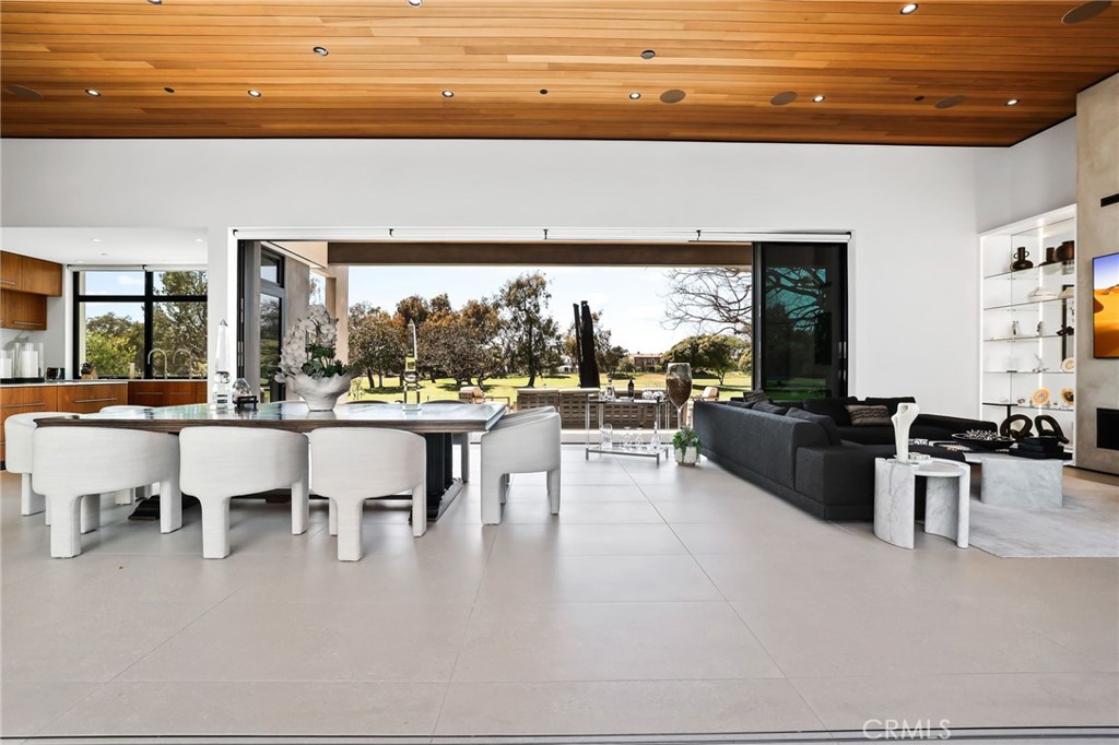 Huntington Seacliff (HSEA) - Residential