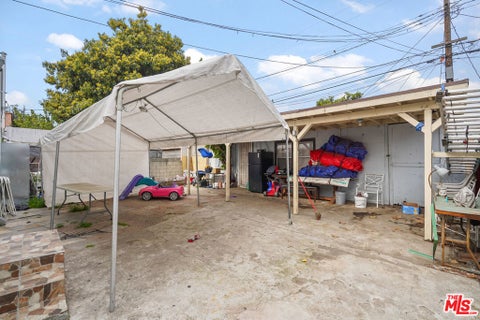 Tiny photo for 5837 4th Avenue, Los Angeles, CA 90043 (MLS # 26103055)