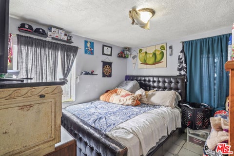 Tiny photo for 5837 4th Avenue, Los Angeles, CA 90043 (MLS # 26103055)