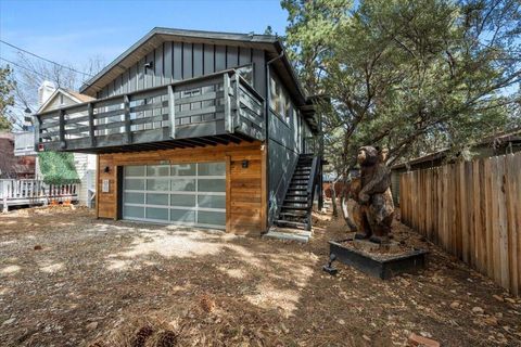Photo of 465 Wabash Lane, Sugarloaf, CA 92386 (MLS # 219142236PS)