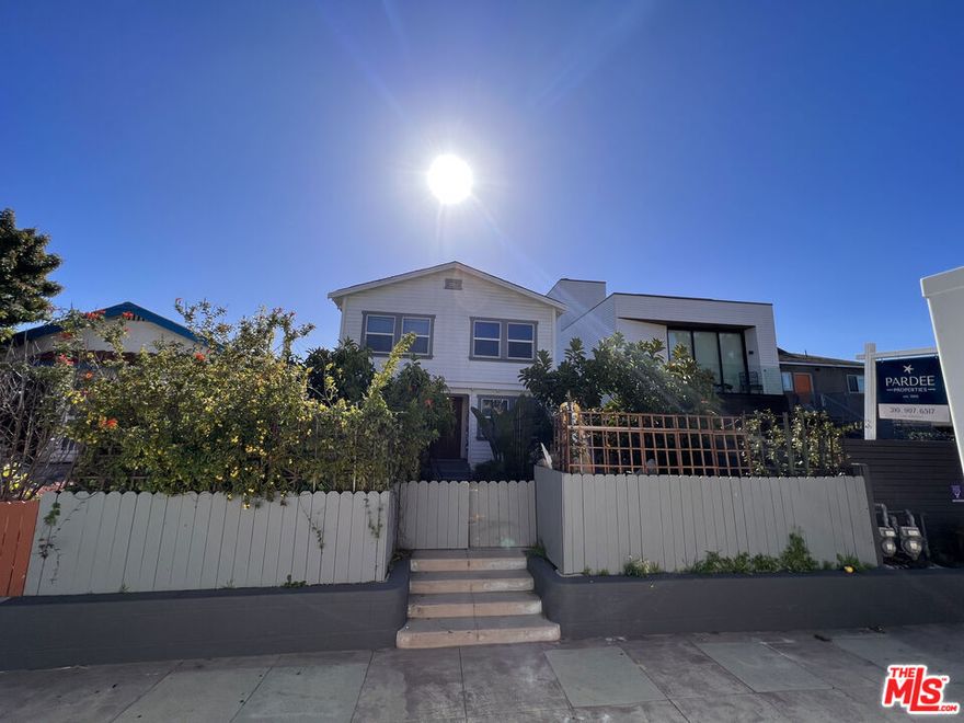 We are very pleased to exclusively offer for purchase 114 Paloma Avenue, a 6-unit apartment building located less than two blocks from the Pacific Ocean, situated on a beautiful Venice Walk Street surrounded by multi-million-dollar homes. Boasting a 95 Walkscore, 114 Paloma is being delivered with 4 of 6 units vacant, ready to be remodeled and re-rented at market rents. Unique opportunity to purchase a value-add multi-family investment property in prime Venice Beach. Located less than 2 blocks from the beach on a classic walk street. Walking distance to Main Street, Rose Avenue & Abbot Kinney, future residents of 114 Paloma will enjoy a true walker's paradise. Approx. 50% potential upside in rents. The 6-unit property consists of (4) one bedroom, one bath and (2) single, one bath apartments. The vintage units have hardwood floors and tile. Rear unit has access to a stunning and large backyard with tropical landscaping, gorgeous sitting area. The two front units have access to one large 30x30 yard, which creates a beautiful front entrance.  114 Paloma Avenue is a six-unit apartment building in the heart of Venice, CA, beautifully situated on a walk street less than two blocks from the Pacific Ocean. Built in 1910, the charming property is comprised of four one-bedroom, one-bathroom, and two studio units. This asset is situated two blocks from the beach and walking distance to Abbott Kinney, dubbed "the coolest block in America", Main Street and Rose Avenue. This vibrant beach town offers countless activities, premier shopping and trendy restaurants. Known as Silicon Beach, the immediate area is a growing technology and startup hub. 114 Paloma Avenue presents today's savvy multi-family investor the unique opportunity to capitalize on nearly 70% vacancy, creating instant upside in rental income in one of the strongest and most desirable rental markets in the country.