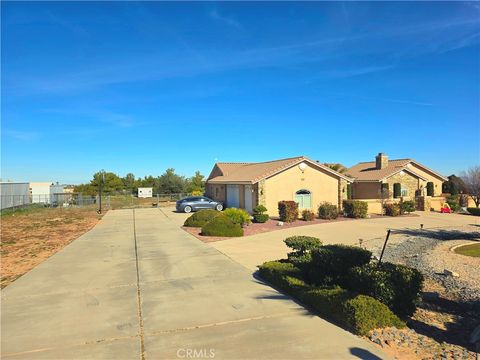 12720 Farmington Street Oak Hills CA 92344