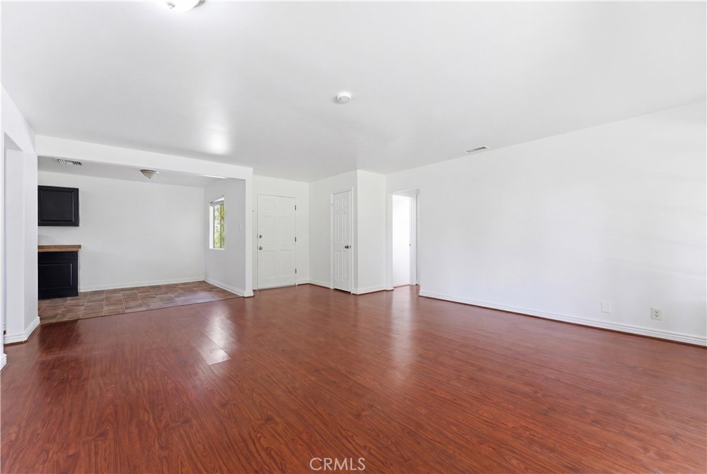 8116 Ponce Avenue