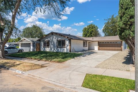Photo of 3491 Crownsworth Street, Corona, CA 92879 (MLS # CV26098073)