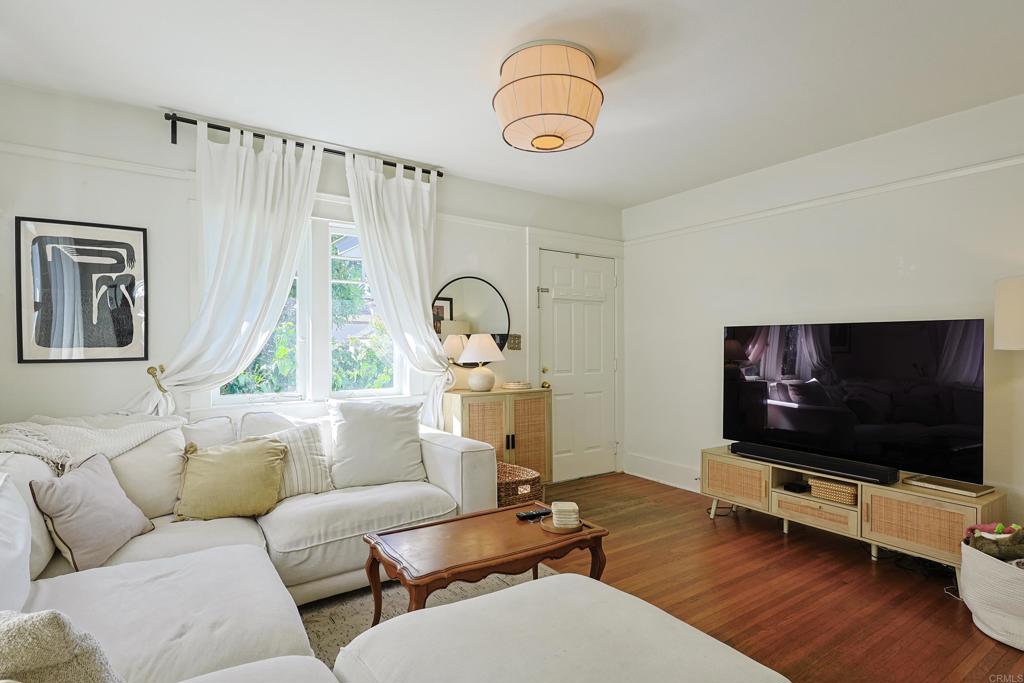 1526 Van Buren Avenue